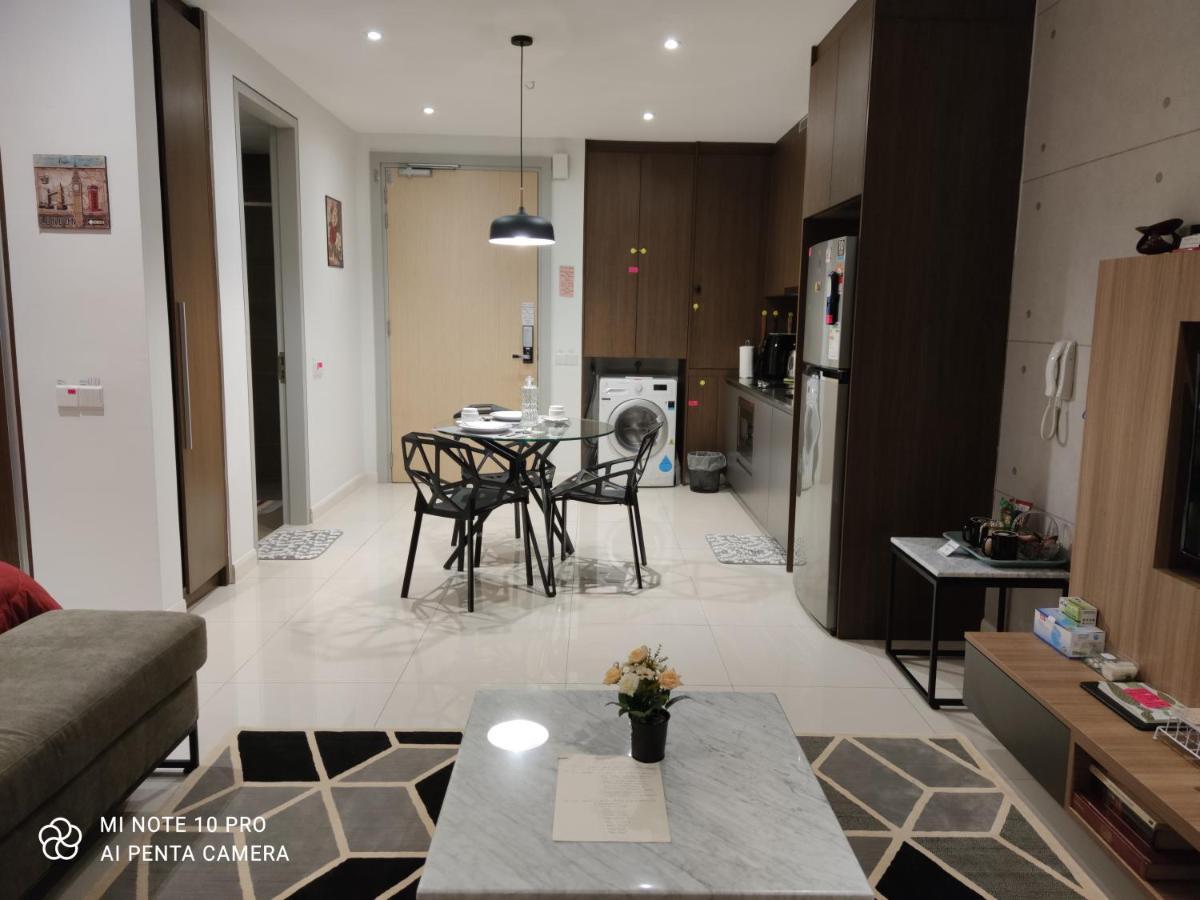 Kumkum Homestay Studio نوساجايا المظهر الخارجي الصورة